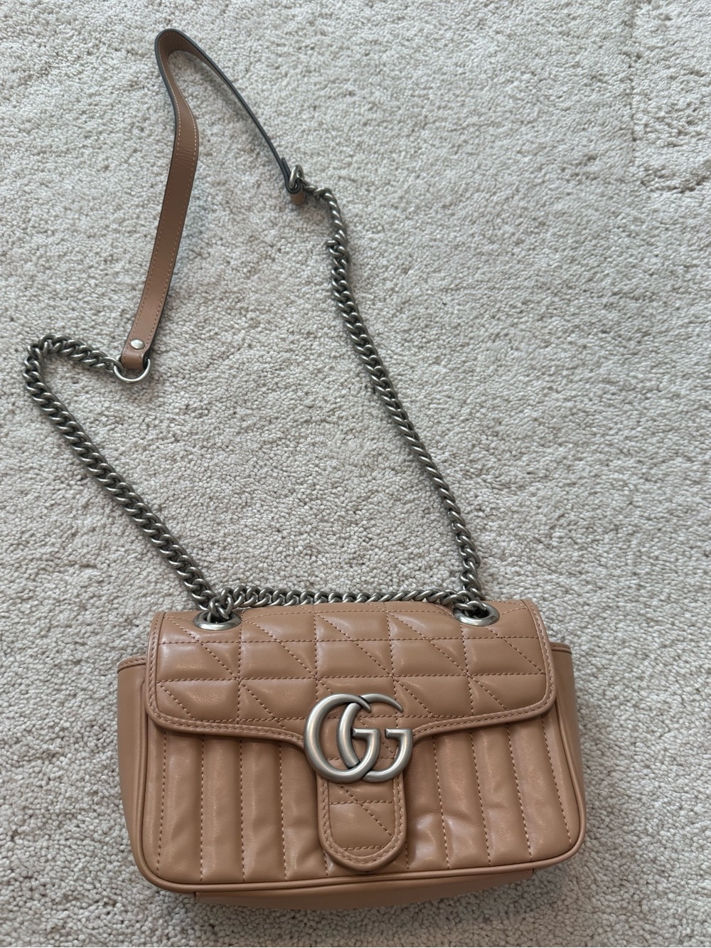 Gucci GG Marmont Rose Beige / Silver Hardware